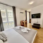 Apartment Menada Aphrodite