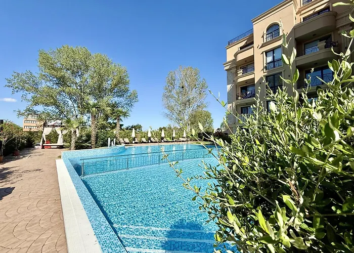 Menada Aphrodite Lejlighed *