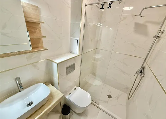 Menada Aphrodite Lejlighed