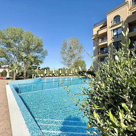 Menada Aphrodite Apartamento *
